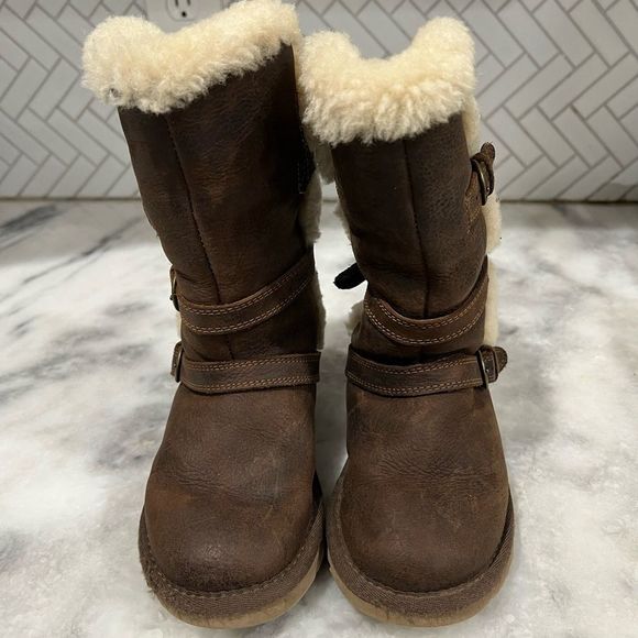 UGG GIRLS GLASGOW BOOTS. SIZE 10 - Picture 2 of 7